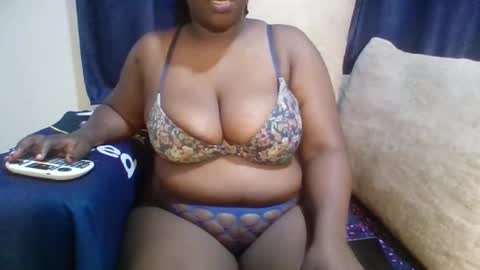 Zuri online show from 04/17/26, 11:57