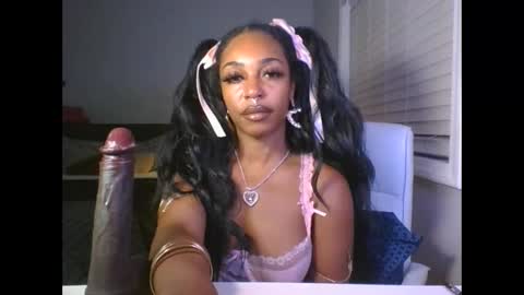 cocolefeme online show from 10/22/25, 01:17