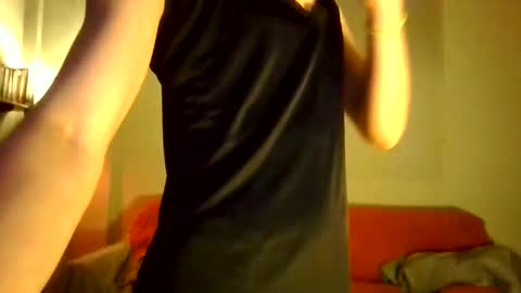 coconut_couple_ online show from 04/20/26, 12:13