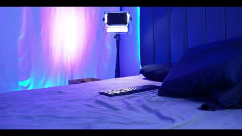 Coconutcatin online show from 05/27/26, 01:57