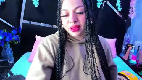 Cocoo  online show from 10/23/25, 03:17