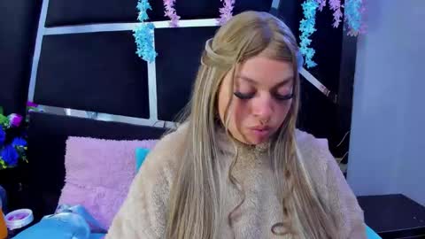 Cocoo  online show from 02/04/26, 02:50