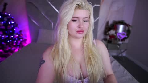 onlyfans amyleyy online show from 12/24/24, 07:28