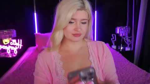 onlyfans amyleyy online show from 09/22/25, 01:13