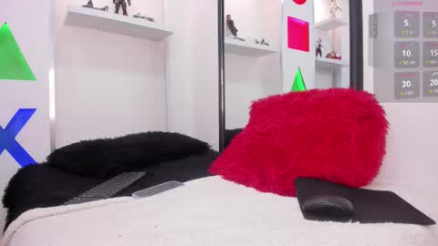 Snapshot of cody_bloom chatting on 01/09/26, 04:48 Lisandro T. online show from 01/09/26, 04:48