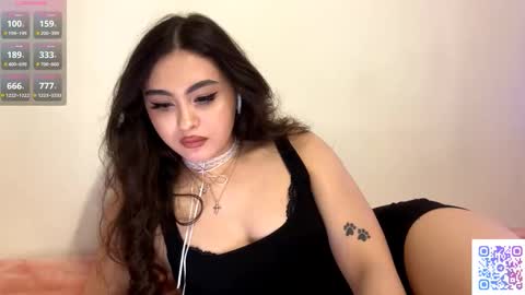 Snapshot of coffee_wihtout_milk chatting on 03/03/26, 08:26 Yumi online show from 03/03/26, 08:26