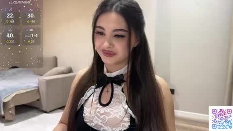 Snapshot of coffee_wihtout_milk chatting on 05/28/26, 11:13 Yumi online show from 05/28/26, 11:13