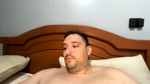 Twitteer silvath97 cohendasilva12 online show from 10/25/25, 02:02