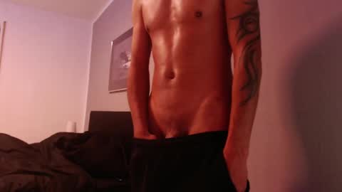 Snapshot of coitzzz chatting on 01/02/25, 08:49 coitzzz online show from 01/02/25, 08:49