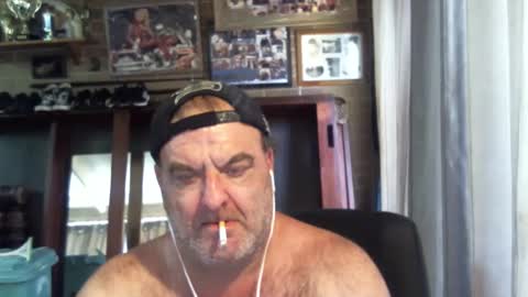 Snapshot of cokecancockfromdownunder chatting on 01/10/26, 03:19 cokecancockfromdownunder online show from 01/10/26, 03:19