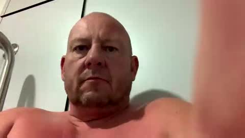 col4nows online show from 09/11/25, 08:25