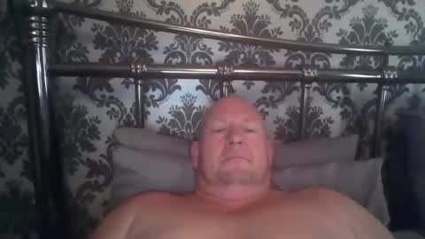 col4nows online show from 09/17/25, 11:12