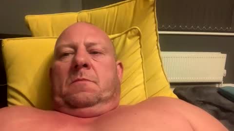 col4nows online show from 10/01/25, 09:54