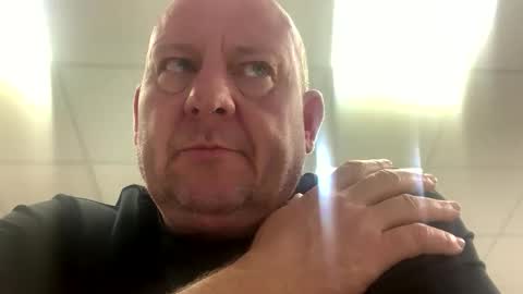 col4nows online show from 10/22/25, 11:54