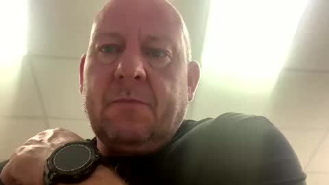 col4nows online show from 10/24/25, 09:17