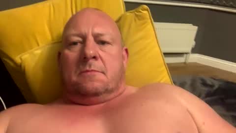 col4nows online show from 11/12/25, 11:03