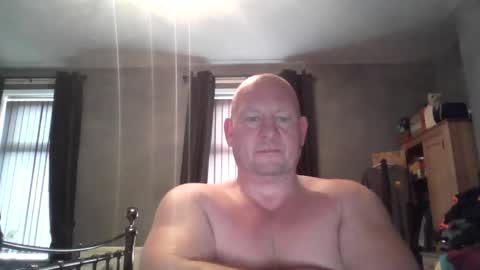 col4nows online show from 11/24/25, 10:15