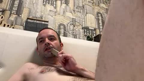 colambus83 online show from 04/11/26, 05:12