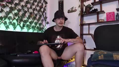 Colby Scott online show from 09/19/25, 02:24