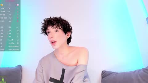 Snapshot of colestorm chatting on 10/17/25, 08:55 COLE online show from 10/17/25, 08:55