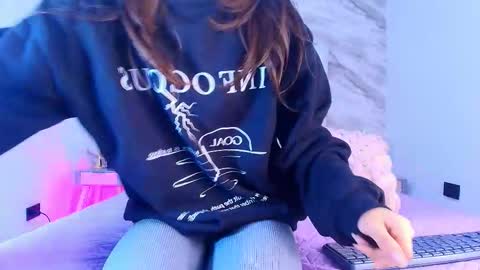 colett online show from 03/18/26, 11:57