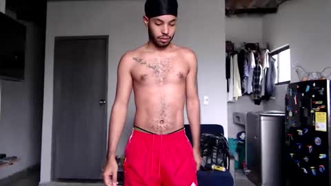Snapshot of colinlatinbrown chatting on 05/16/26, 12:37 IG online show from 05/16/26, 12:37