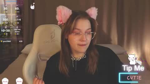 Collen Mon Tue Wed Thu Fri GMT 3 0300am - 0900am  online show from 03/26/26, 06:35