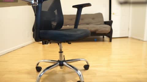 College001 online show from 09/13/25, 12:49