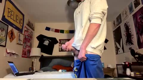 college_packing_8 online show from 10/25/25, 03:29