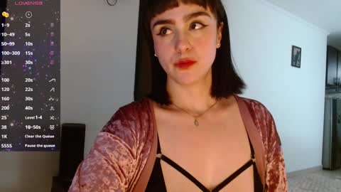 Collette online show from 12/23/24, 03:44