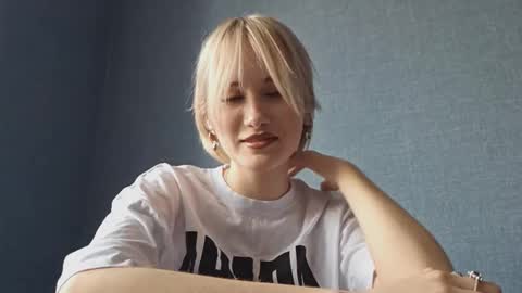 Sofia online show from 03/13/26, 01:07