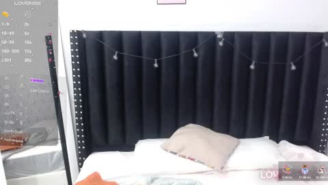 Snapshot of colombia_mommy_ chatting on 01/05/25, 12:31  GRETCHEN  online show from 01/05/25, 12:31