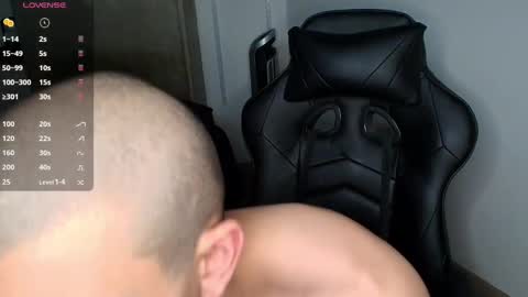 colombianmuscle8 online show from 01/12/25, 03:39