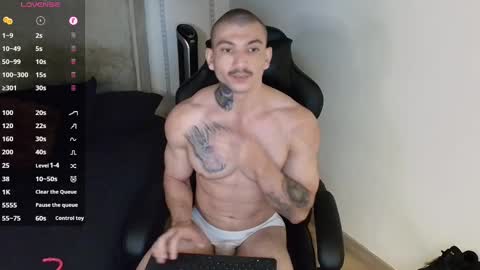 colombianmuscle8 online show from 02/15/25, 03:31