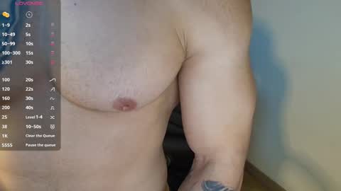 colombianmuscle8 online show from 10/11/25, 11:14