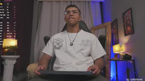 Snapshot of colstorw_ chatting on 04/24/26, 10:07 colstorw_ online show from 04/24/26, 10:07