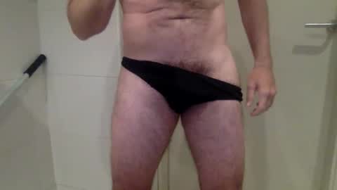 Snapshot of come1983 chatting on 05/11/26, 04:04 come1983 online show from 05/11/26, 04:04