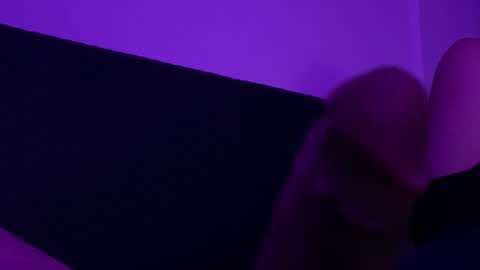 Snapshot of cometemipito chatting on 09/21/25, 01:07 Chris online show from 09/21/25, 01:07