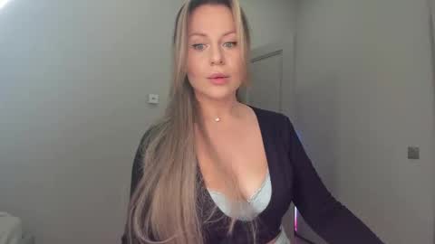 Alice online show from 09/14/25, 04:17