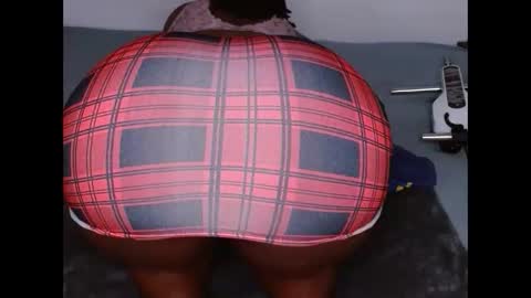 Snapshot of comicalcara chatting on 11/03/25, 11:15 Cara online show from 11/03/25, 11:15