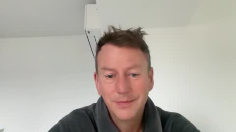 Snapshot of compay69 chatting on 11/30/25, 09:35 compay69 online show from 11/30/25, 09:35