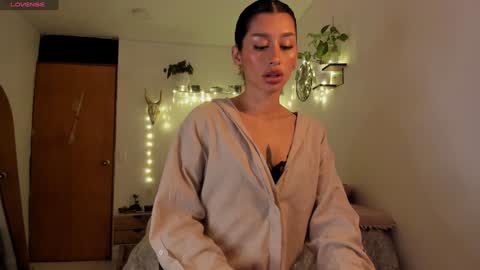 connie    online show from 01/13/25, 10:47