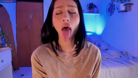 connie    online show from 01/19/25, 04:25