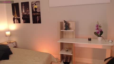 Connie online show from 01/30/25, 04:34