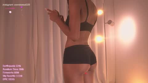   independent model online show from 04/23/26, 11:29