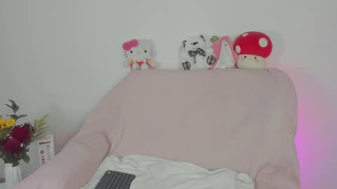 Snapshot of connor_and_angel chatting on 06/19/26, 06:45 connor_and_angel online show from 06/19/26, 06:45