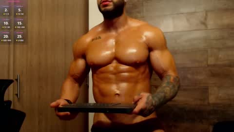 connor_h1 online show from 03/05/25, 05:29