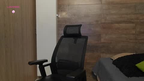 connor_h1 online show from 03/17/26, 12:15