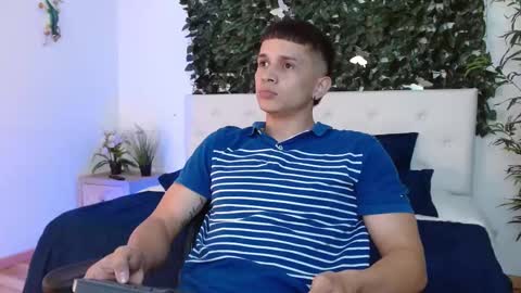 Snapshot of connor_king1 chatting on 12/18/24, 01:12 Connor King1 online show from 12/18/24, 01:12