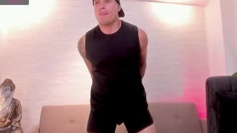 Connor Smith online show from 04/15/26, 09:38